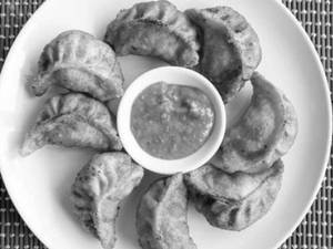 Afghani Chicken Tandoori Momos (8 Pcs.)
