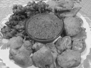 Mix Bhajiya (100 Gms)