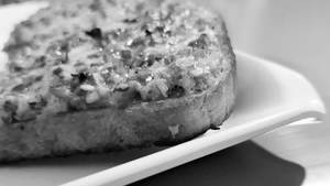 Hot Chicken And Cheese Garlic Bread