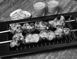 Chicken Tikka (8pcs)