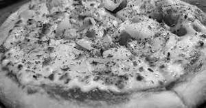 Onion pizza