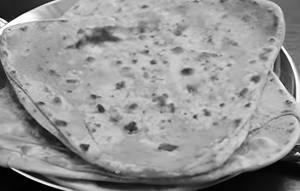 Plan Paratha (1 Pc)