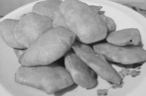 Aloo Pakoda With Catchup