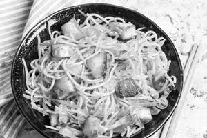 Paneer Noodles Large