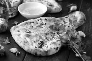 Butter naan (1/3)