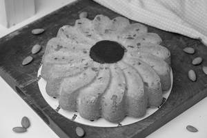 Almond Cake (1 Lbs)