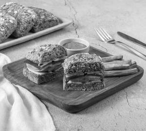 Multigrain Mediterranean Sandwich