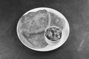 Puri Sabji (south Indian Style)