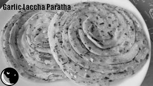 Garlic Lachha Paratha