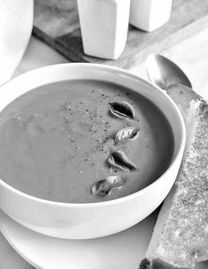 Tamato & Basil Soup