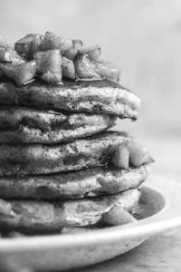 Cinnamon apple pancake