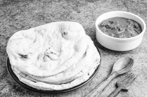 Chicken Boti Masala With 4pcs Tandoori Roti