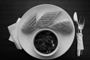 Goan Sausage And Pao Meal [pork]
