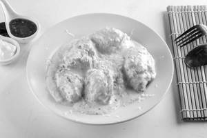 Chicken Cheesy Peshawari Momo