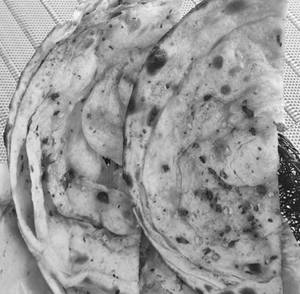 Laal Mirch Parantha
