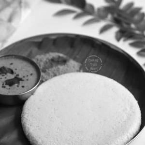 Ghee Idli (thatte)