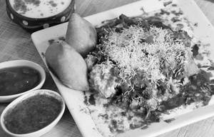 Samosa Chaat