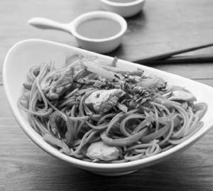 Chicken Hakka Noodles