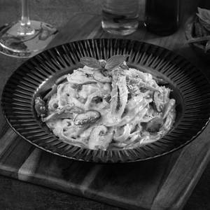 Fettuccine Alfredo