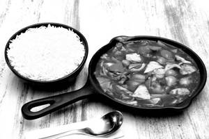Chilli Basil Stir Fry With Steam Rice