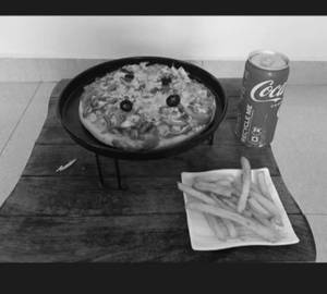 Khazana Margherita Pizza Combo