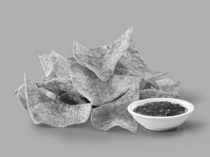 Seasoned Nachos & Salsa