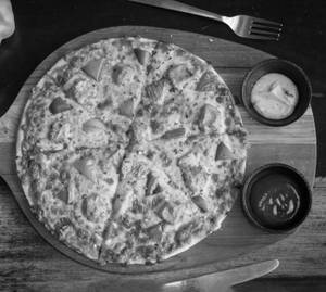 Tandoori Paneer Pizza 