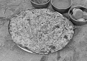 Mirchi Paratha Green
