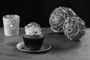 Red Velvet Butter Cream Cup Cakes(3 Pcs)