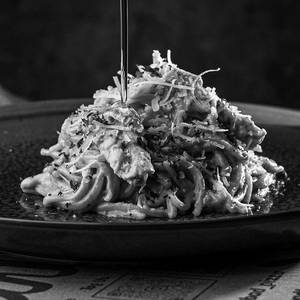 Truffle & Smoked Chicken Spaghetti Pasta (Nv) 