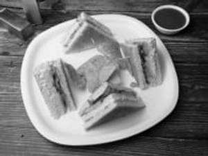 Veg. club sandwich