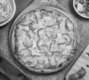 Onion and capsicum pizza