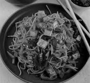 Schezwan Panneer Fried Noodles