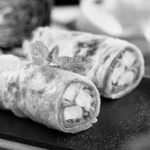 Malai Paneer Tikka Roll