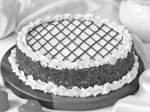 Red Velvet Party Cake [500 Grams]