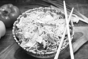 Stir Fried Noodles Chicken