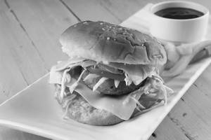 Veg Cheese Burger With Coke [250Ml]