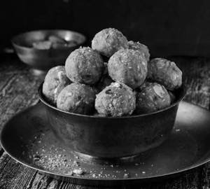 Panjeeri Ladoo 1/2 Kg