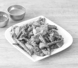 Chilli Baby Corn Gravy
