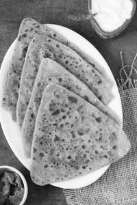 3 Tawa Paratha With Bhaji & Dahi