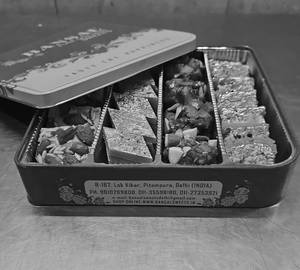 Tin Mix