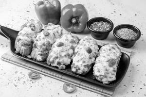 Paneer Gravy Garlic Bread