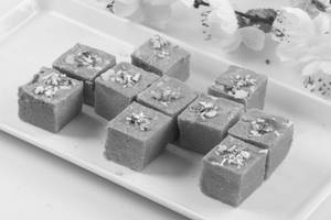 Rose Soan Papdi (300 Gms)