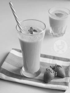 Strawberry Lassi