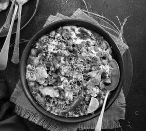 Samosa Chaat With Chole