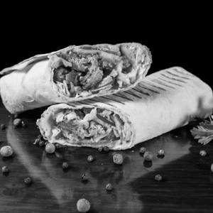Chicken Shawarma Roll [2 Pieces]