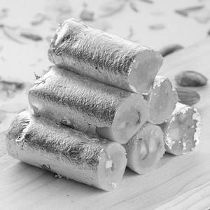 Kaju Roll