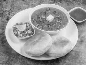 Butter Pav Bhaji With 2 Buns