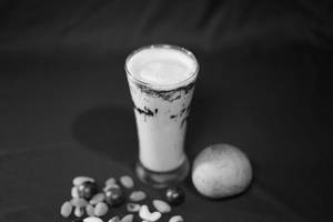 Chickoo Milkshale