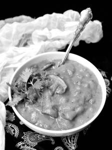 Makhani Matar Mushroom